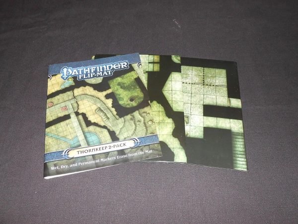 Pathfinder Flip Mat Thornkeep Dungeons (2 pack) Sealed February 27th  2013
